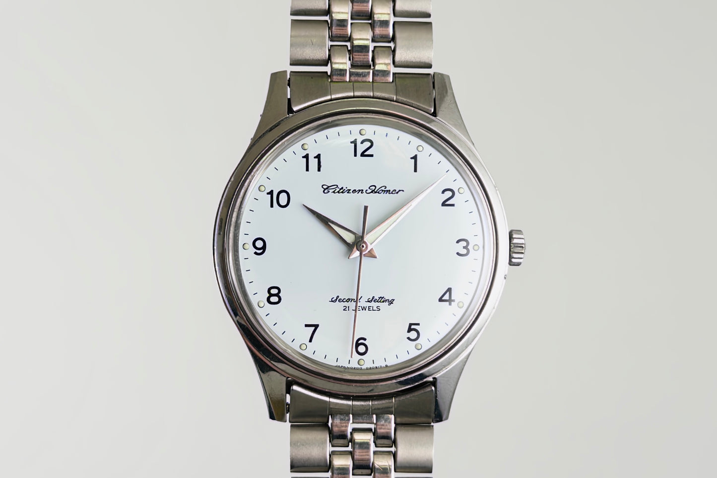 White Citizen Homer dial with Arabic numerals, Second Setting and 21 Jewels markings