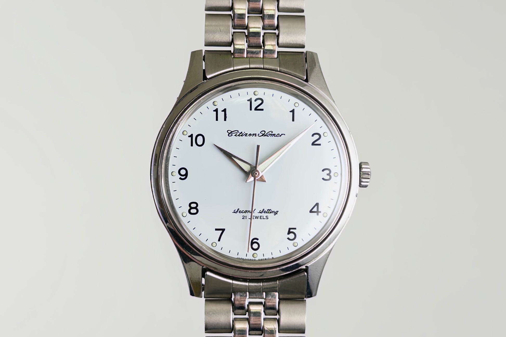 White Citizen Homer dial with Arabic numerals, Second Setting and 21 Jewels markings