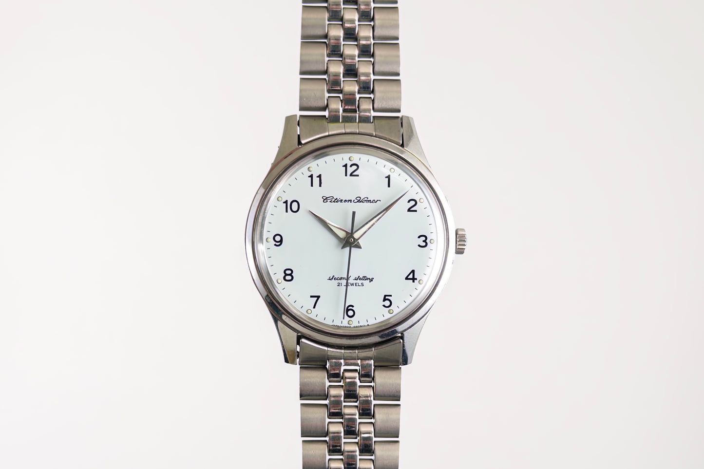 Citizen Homer Second Setting seen from the front on its steel bracelet