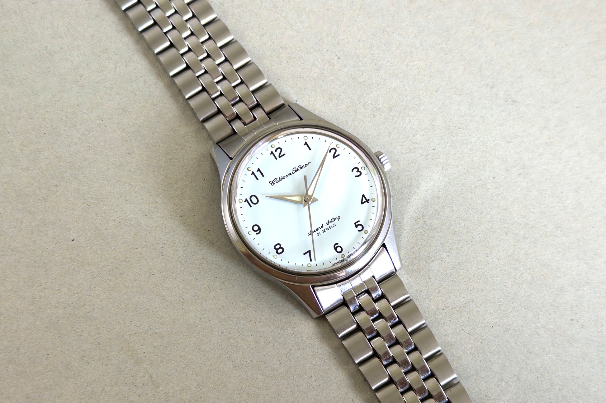 Citizen Homer Second Setting railway watch from 1977 on its steel bracelet