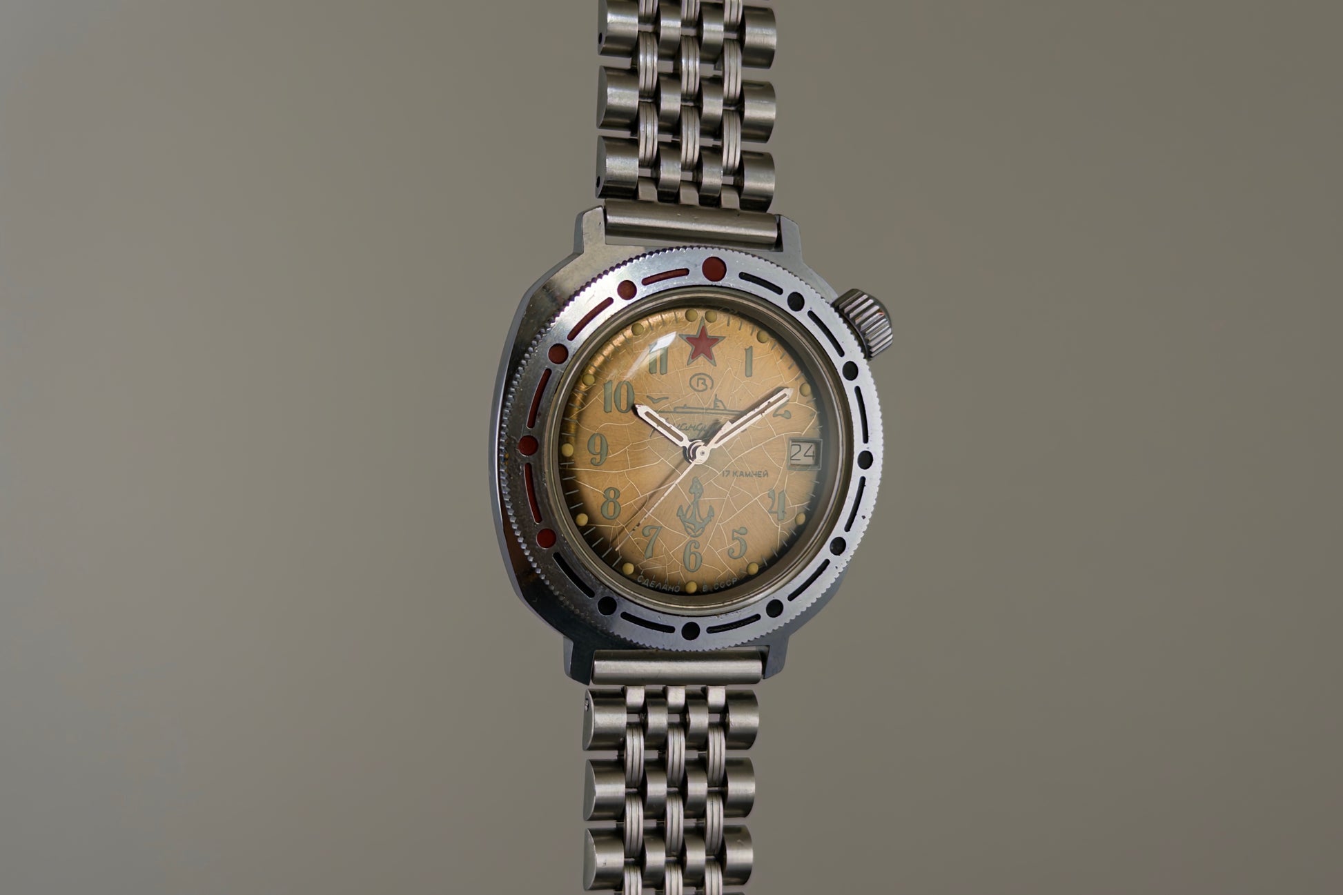 Aged tropical brown dial of the Vostok Komandirskie with its spider-web crazing