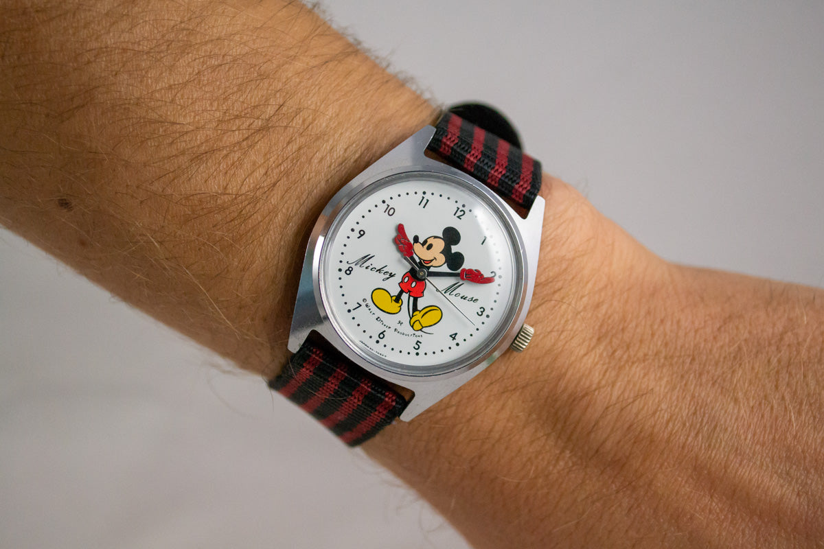 Seiko Mickey Mouse 5000-7000 lumeville montre vintage