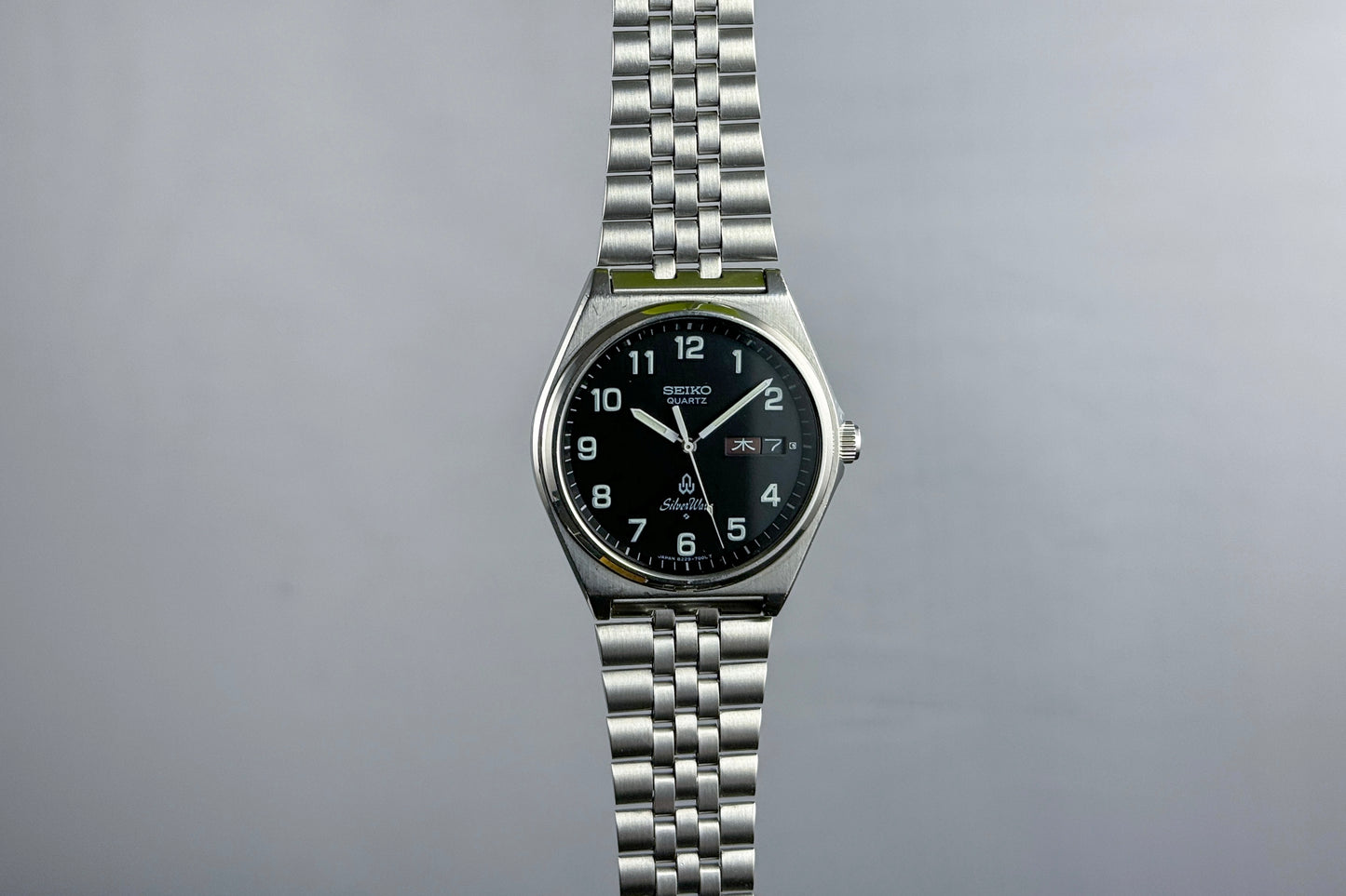 Seiko Quartz Silverwave 8229-7000 lumeville montre vintage 