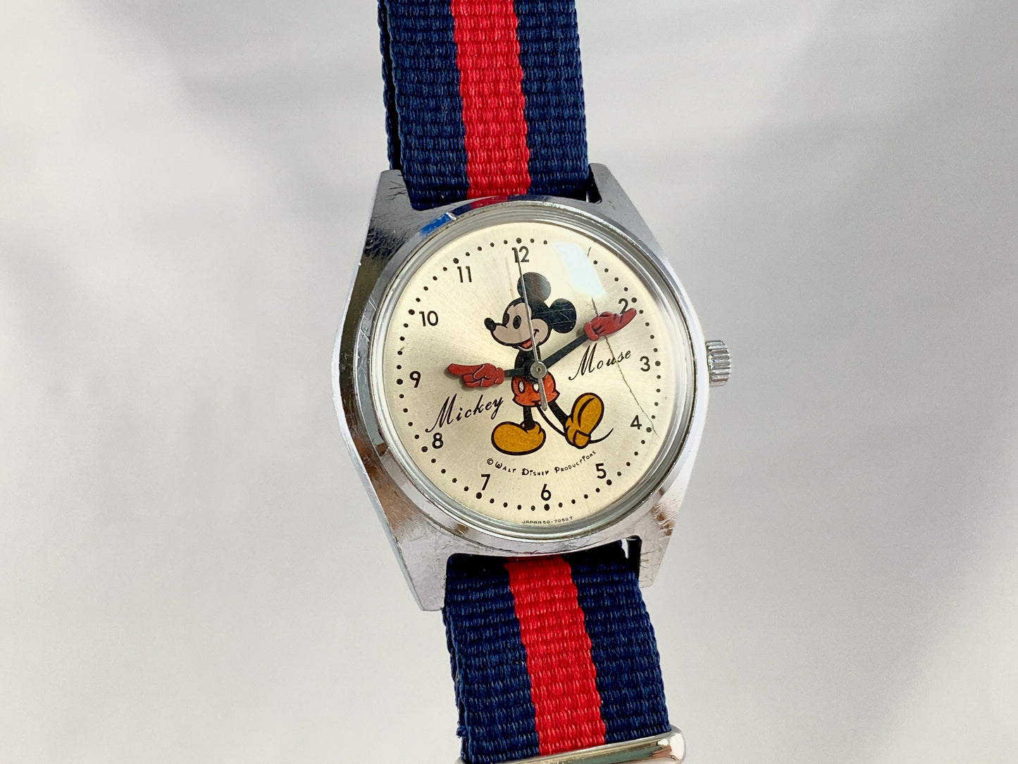montre Seiko Mickey 5000-7000 lumeville montre vintage