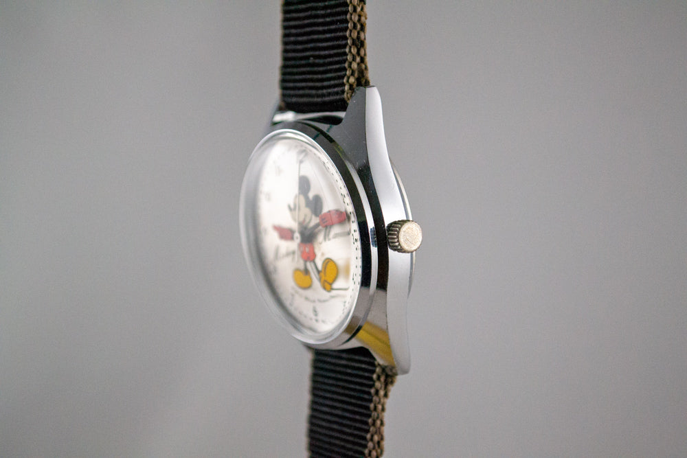 lumeville montre vintage Seiko 5000-7000 mickey mouse walt disney