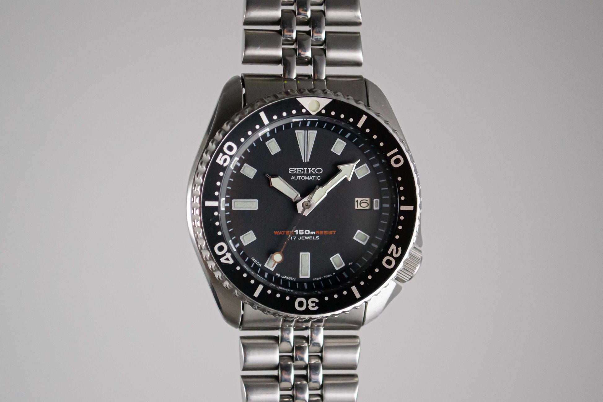 lumeville montre vintage Seiko Diver 7002-7001 JDM patine plongee icone