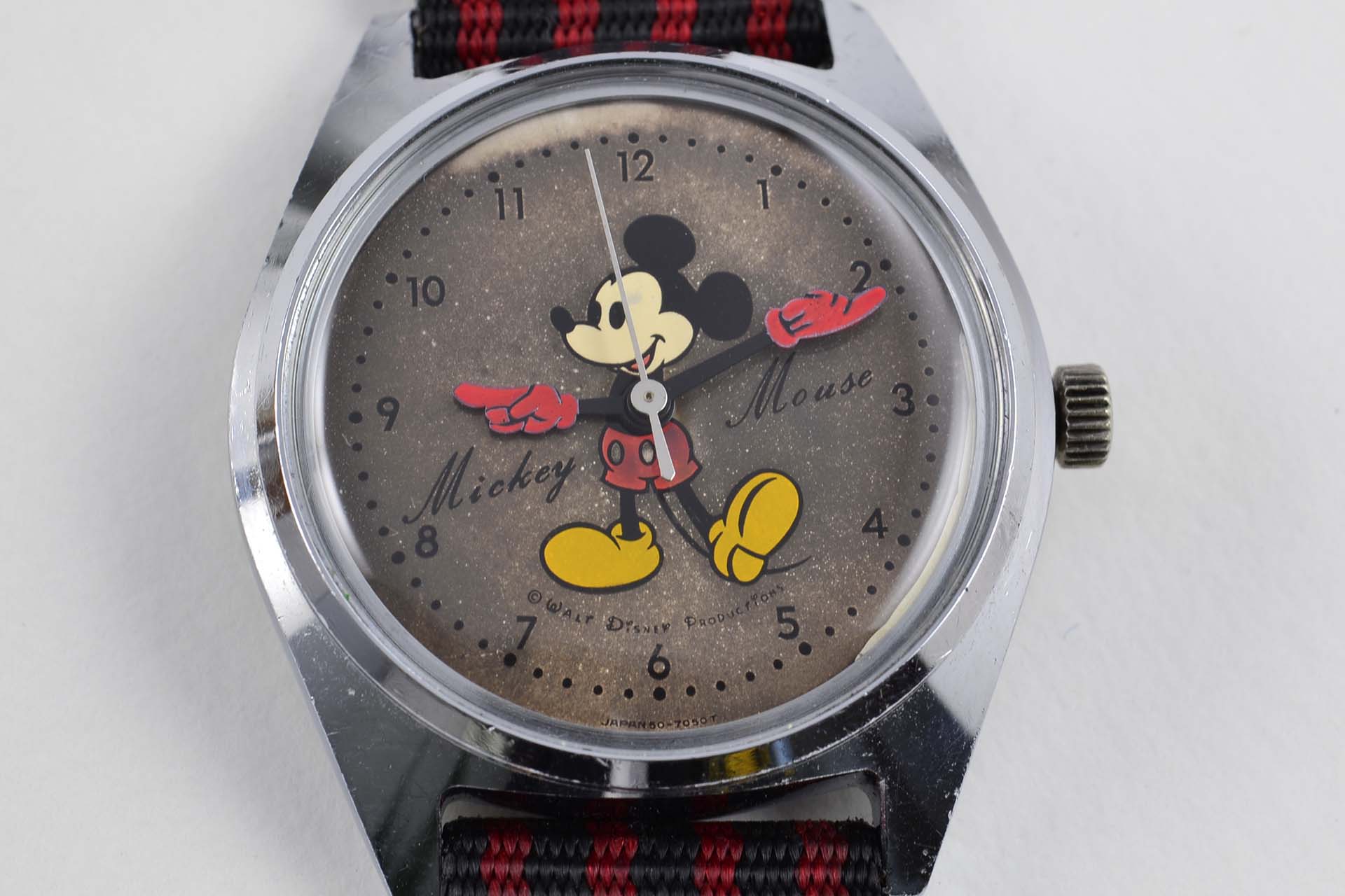 Seiko Mickey Mouse Walt Disney "Patina" circa 1970 - LumeVille
