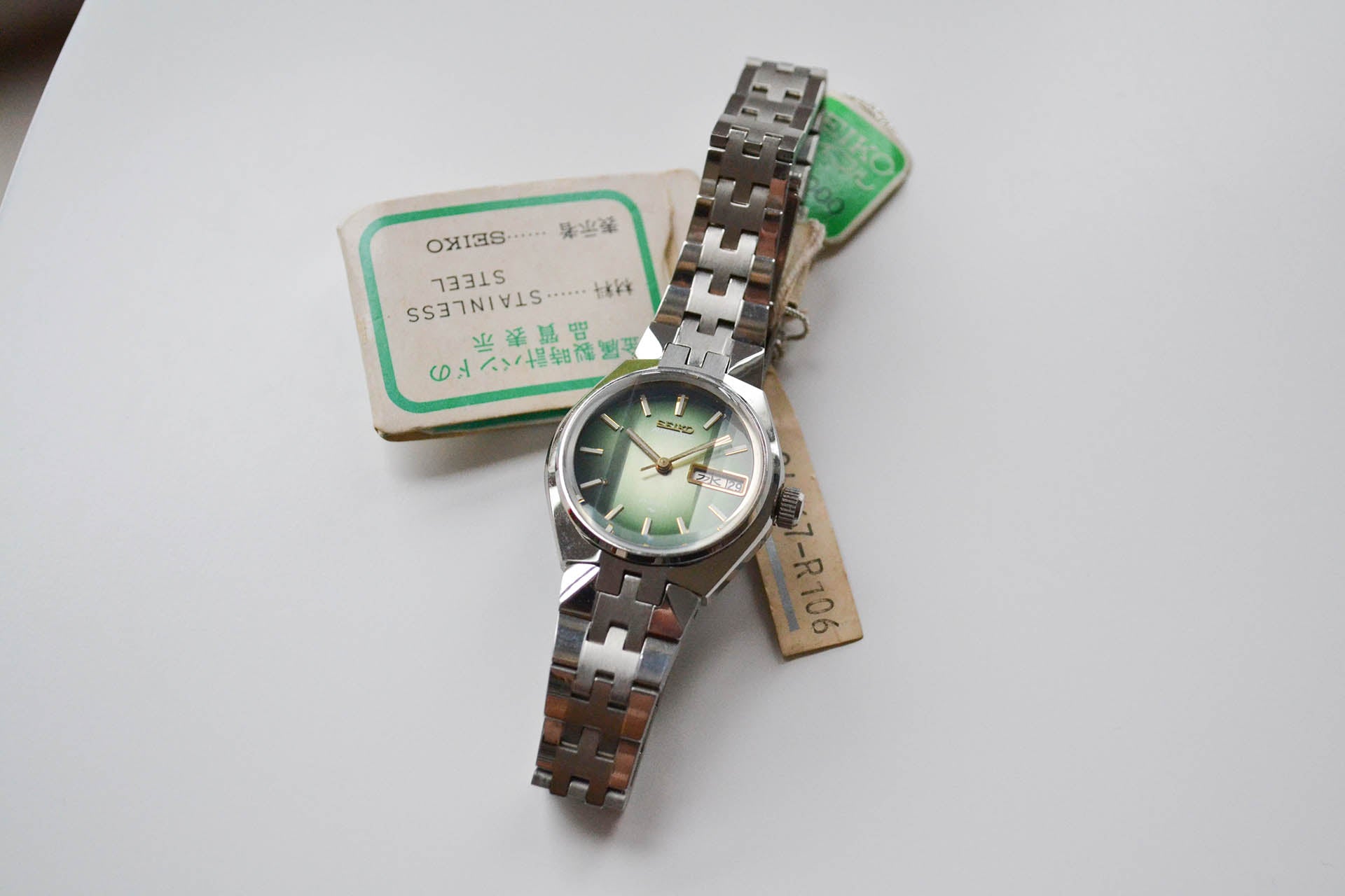 Seiko Joyful Lady JDM NOS 2406-0040 lumeville montre vintage