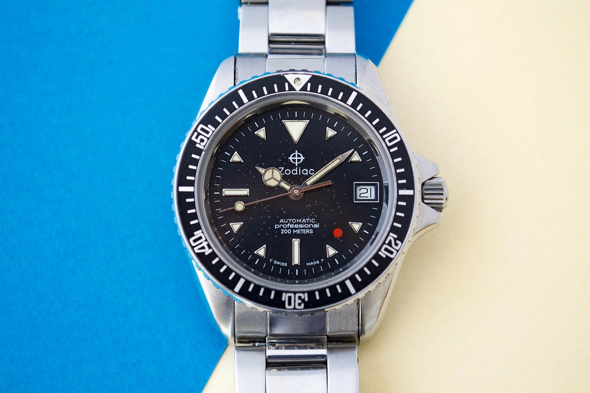 zodiac diver red dot 113.13.30 lumeville montre vintage