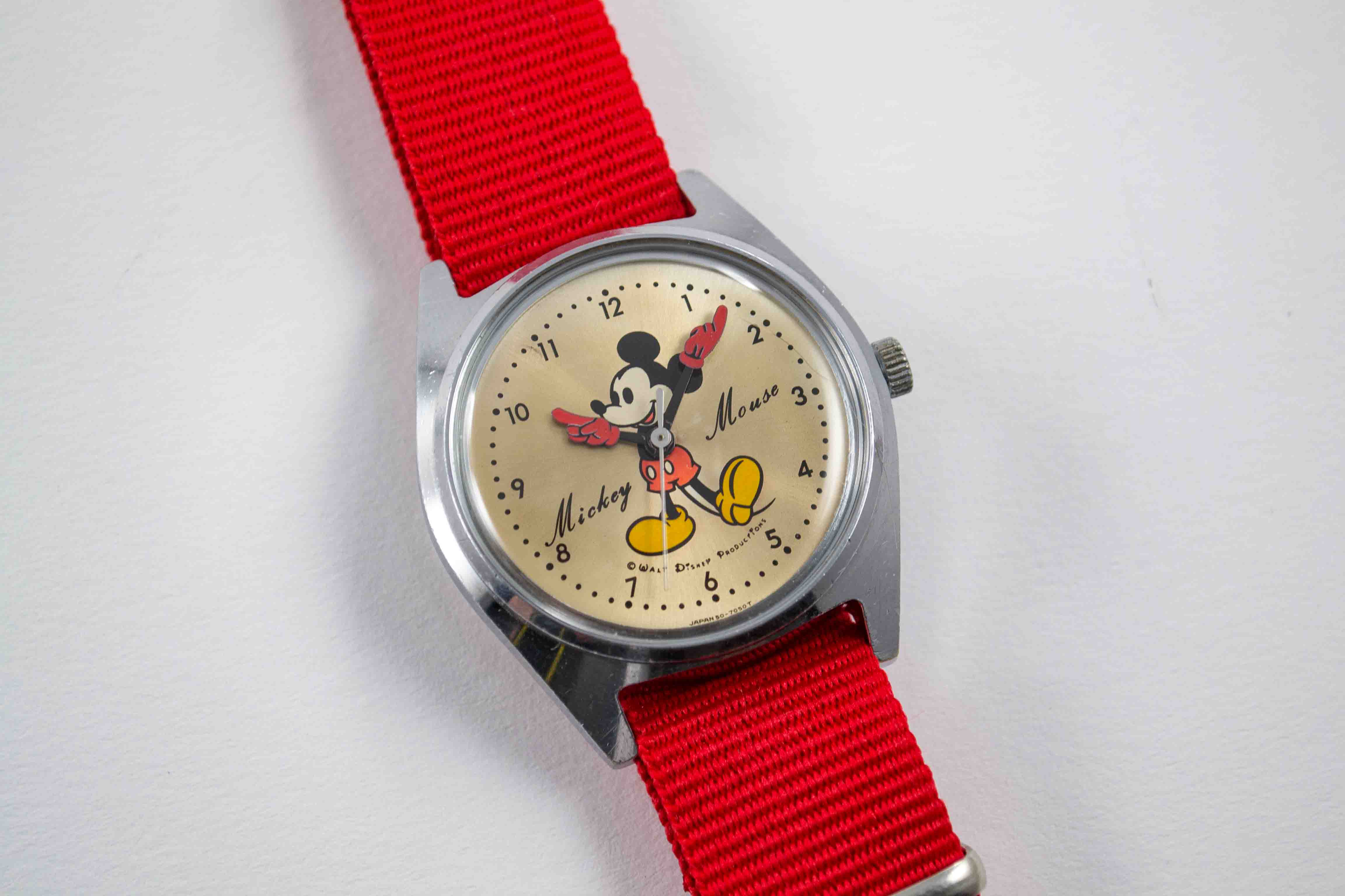 Seiko Mickey Mouse Walt Disney Time mécanique lumeville montre vintage 